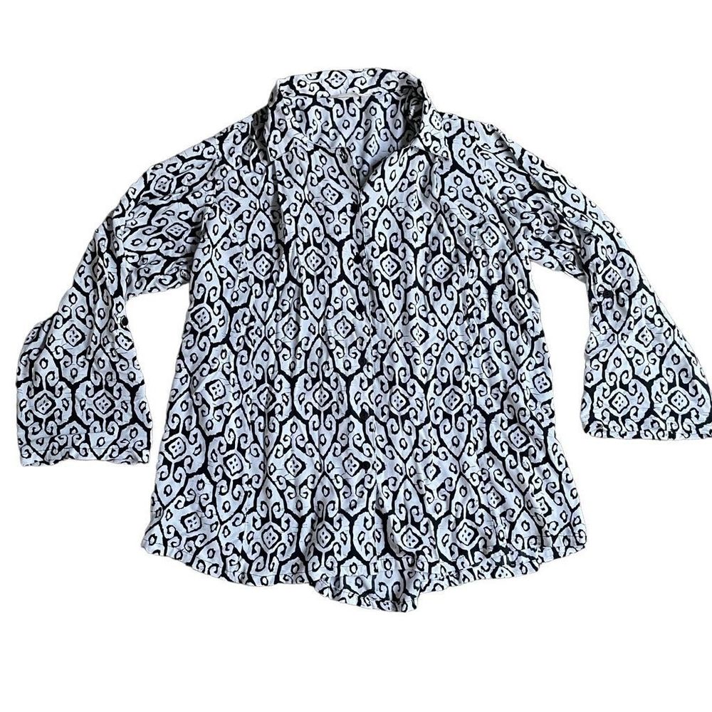 Soft Surroundings Women's Long Sleeve Button Up Shirt Black White Geometric Wide
